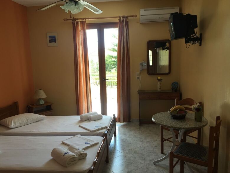 Apartamentos Jovanna Studios