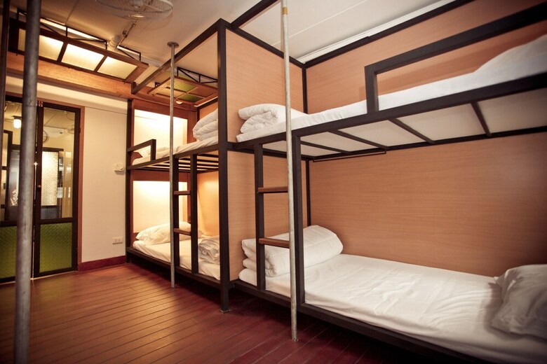 Hostal The Arak Bed Bar And Hostel
