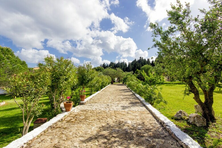 Villa Liuba Houses