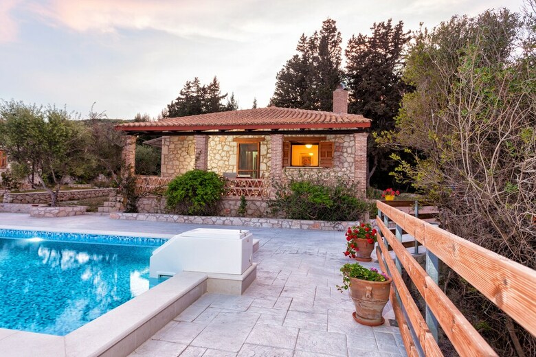 Villa Liuba Houses