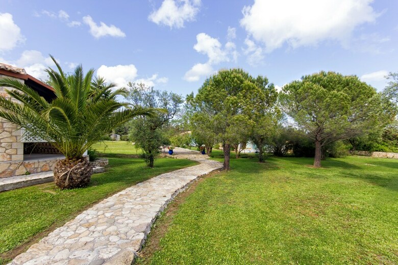 Villa Liuba Houses