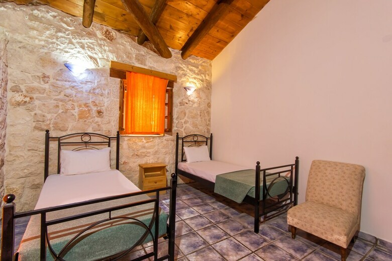 Villa Liuba Houses