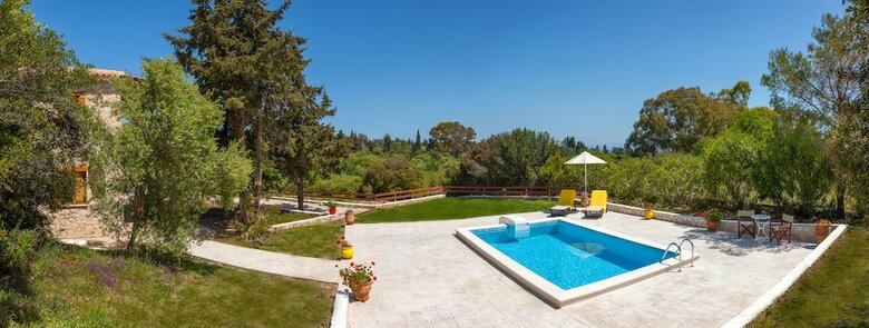 Villa Liuba Houses