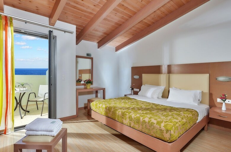 Panormo Beach Hotel