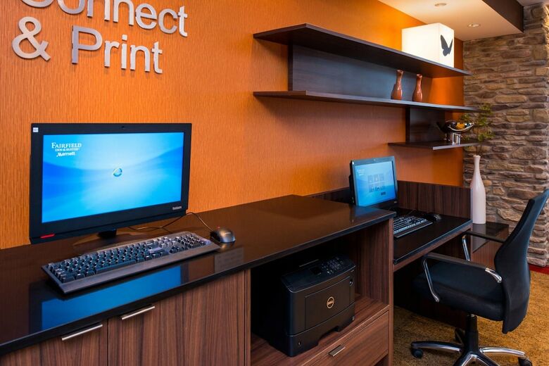 Hotel Fairfield Inn And Suites By Marriott Akron Stow