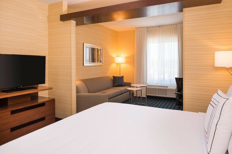 Hotel Fairfield Inn And Suites By Marriott Akron Stow