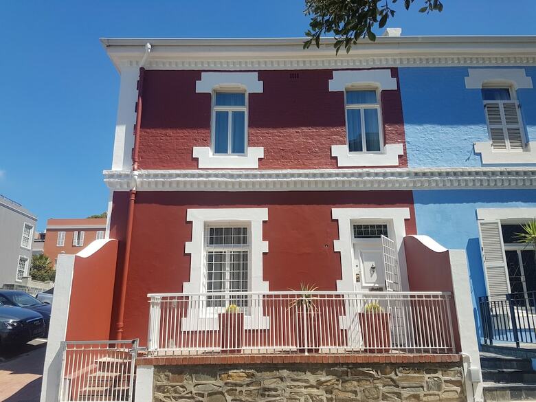 Apartamentos Purple House