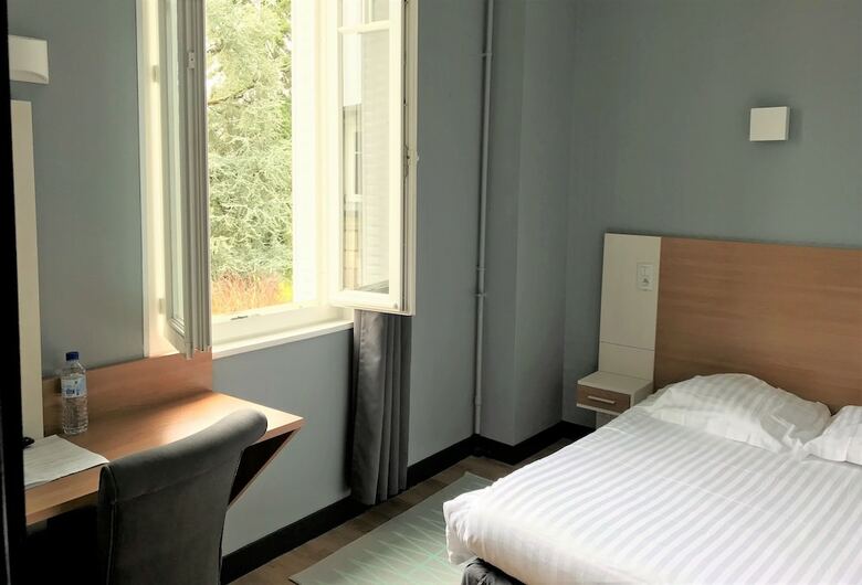 Hotel H�tel La R�serve de Brive