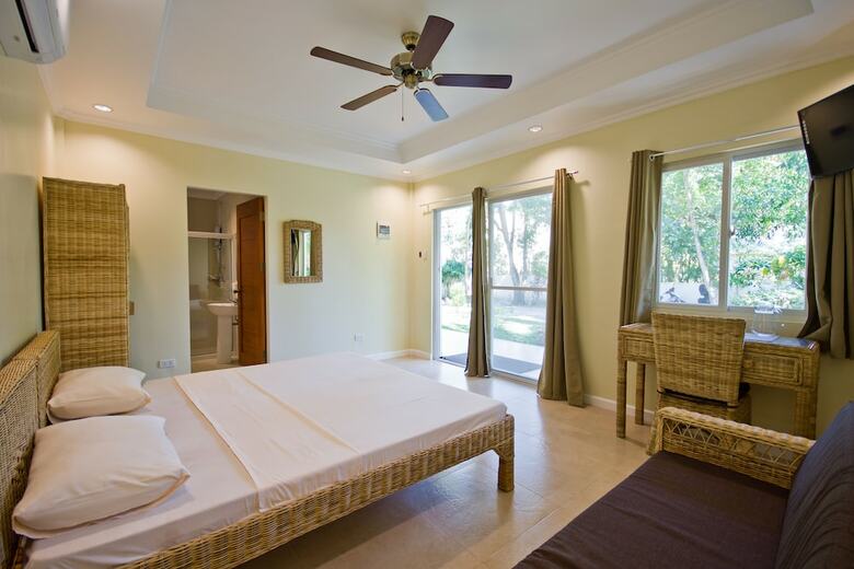 Apartamento Mike's Dauin Beach Resort