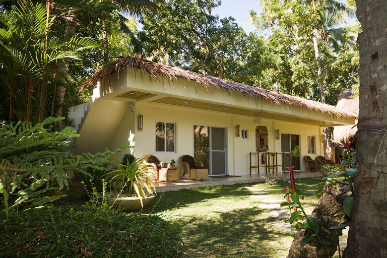 Apartamento Mike's Dauin Beach Resort