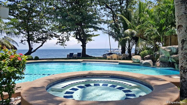 Apartamento Mike's Dauin Beach Resort