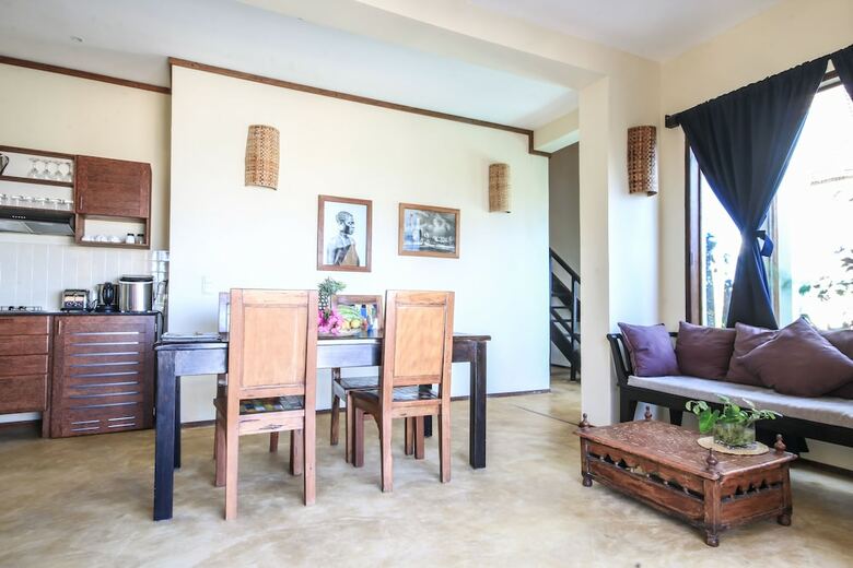 Jambiani Villas