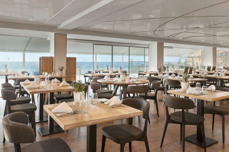 Hotel Ramada Resort By Wyndham Hadera Beach