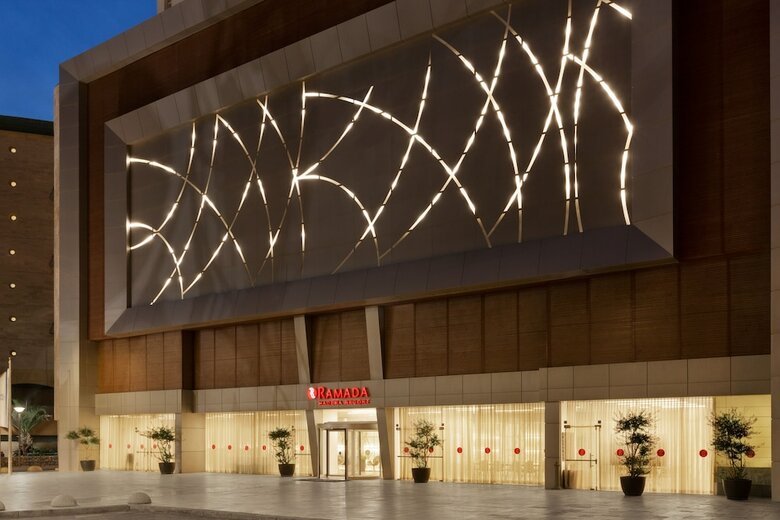 Hotel Ramada Resort By Wyndham Hadera Beach