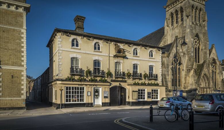 Hotel The Golden Lion