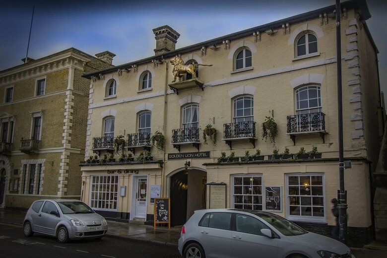 Hotel The Golden Lion