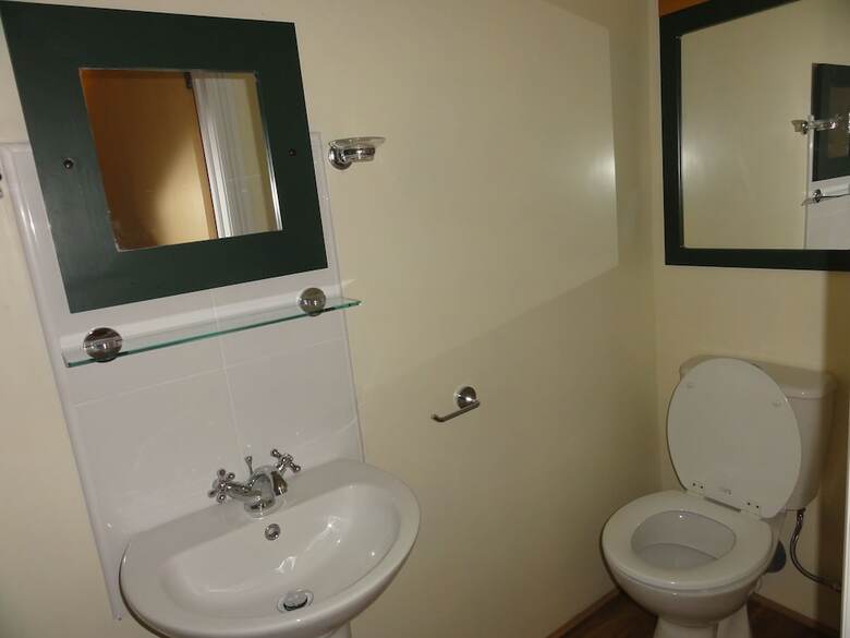 Brunswick Holiday Apartments