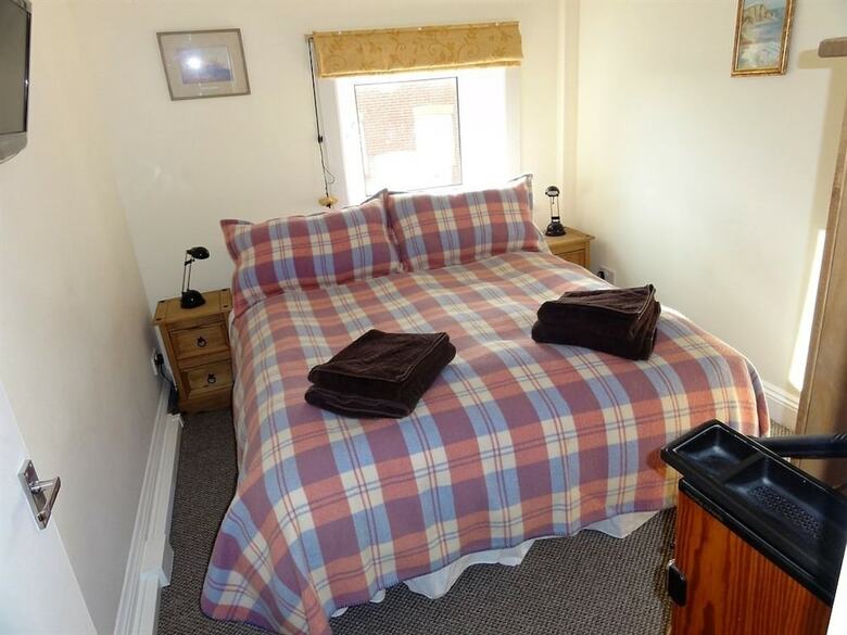 Brunswick Holiday Apartments