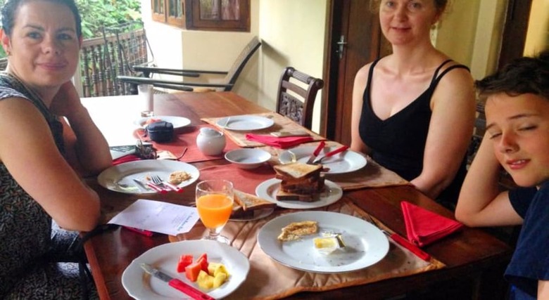 Hotel Tree Breeze Inn