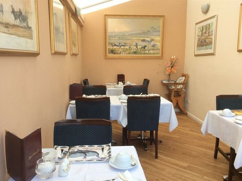 Bed & Breakfast Leeward House