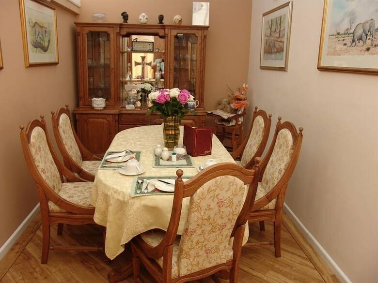 Bed & Breakfast Leeward House