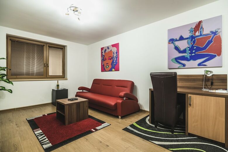 Garni Hotel M�za