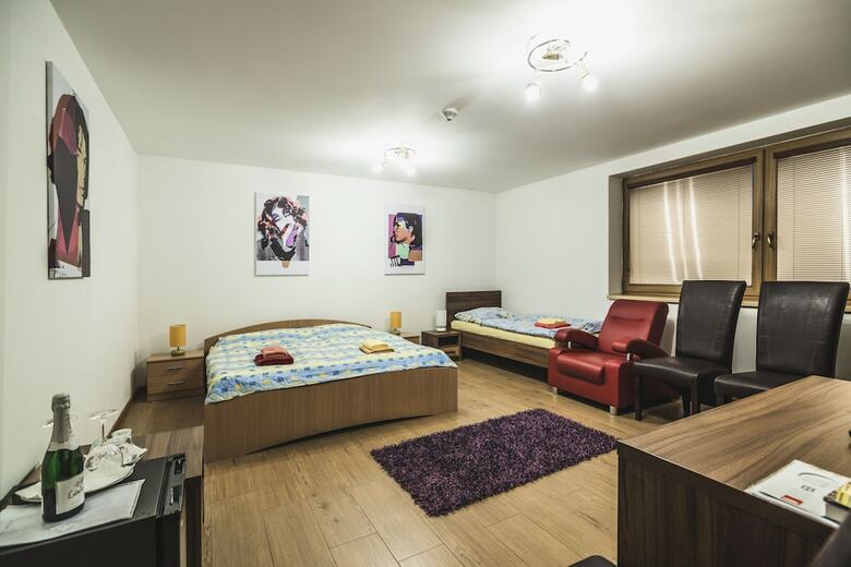 Garni Hotel M�za