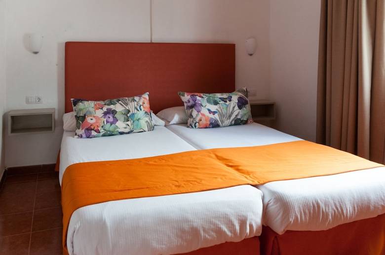 Apartamentos Los Crotos