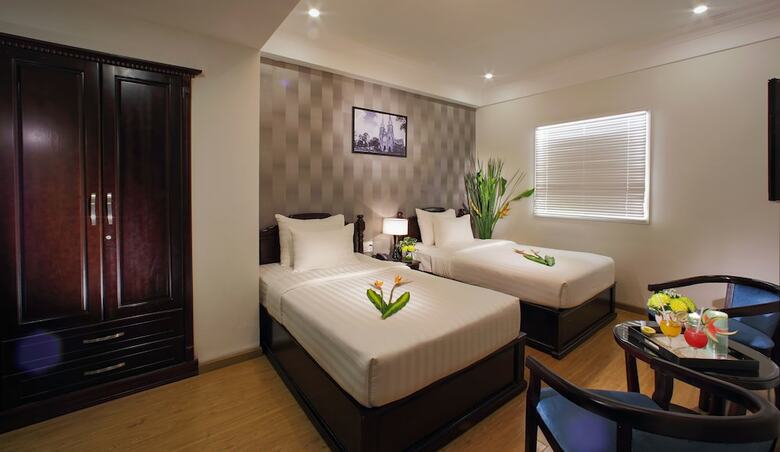 Sunrise Central Hotel