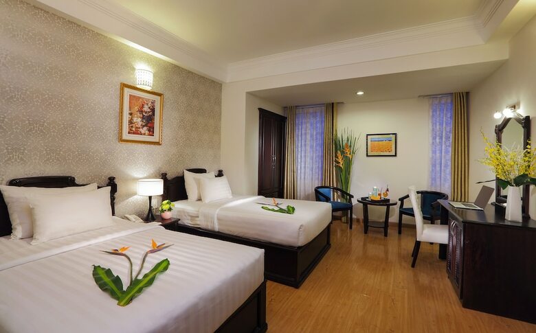 Sunrise Central Hotel