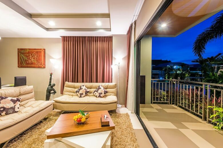 Hotel Chalong Miracle Lakeview Resort & Spa