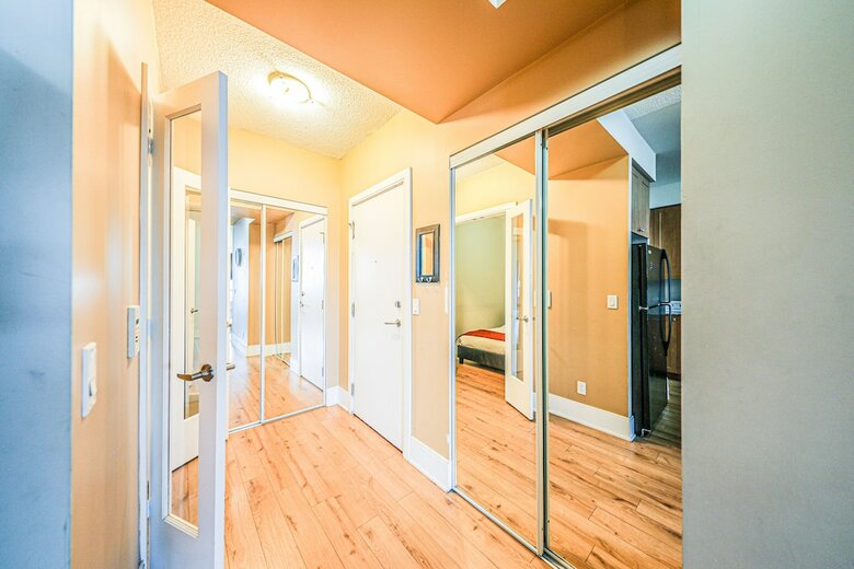 Lake View Luxury Condo By Elite Suites