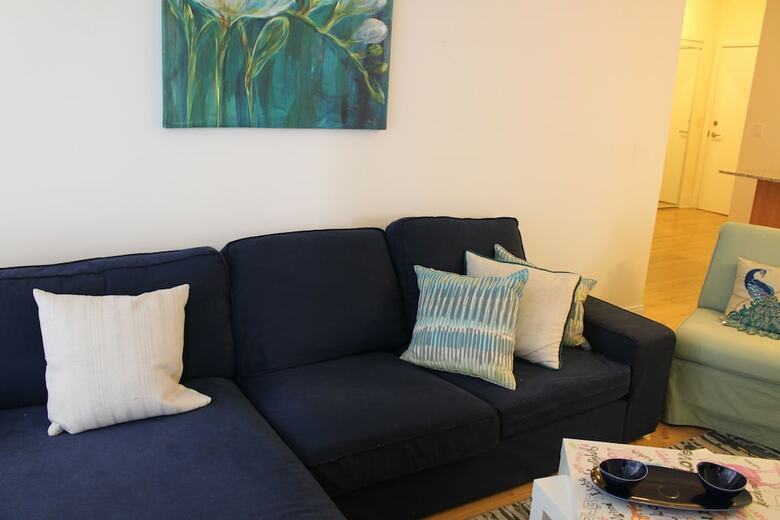 Square One Comfort Suite By Elite Suites