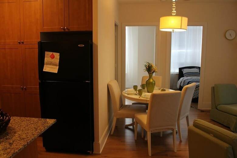 Square One Comfort Suite By Elite Suites