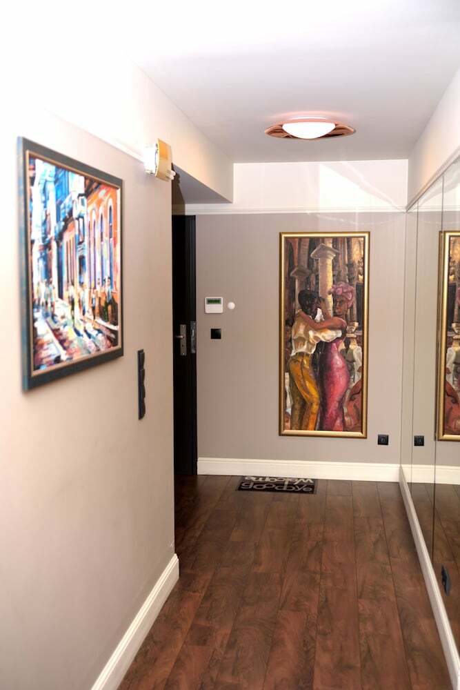 Top Apartments 2