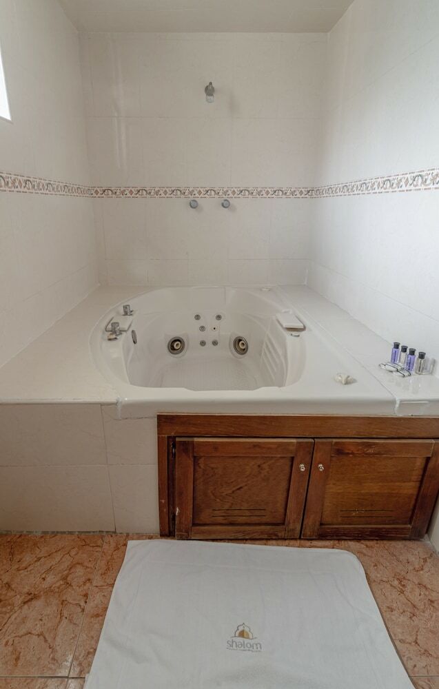 Hotel Casa Shalom