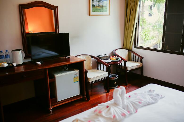 E-outfitting Vang Thong Hotel