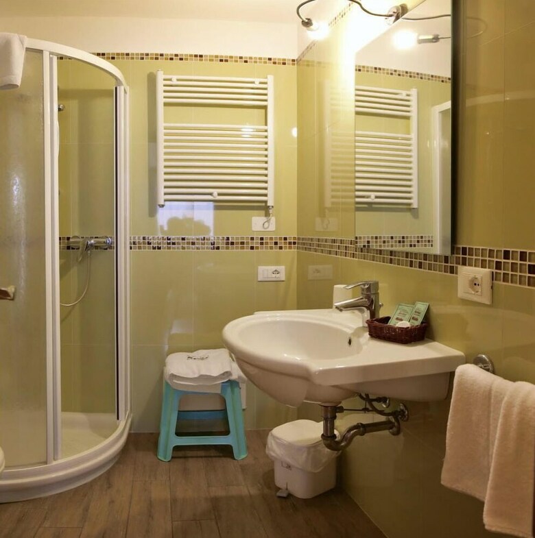 Front Lake Apartments Bardolino
