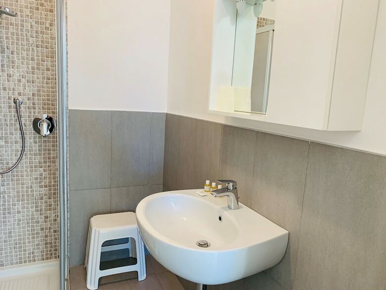 Front Lake Apartments Bardolino