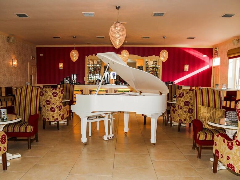 Crover House Hotel