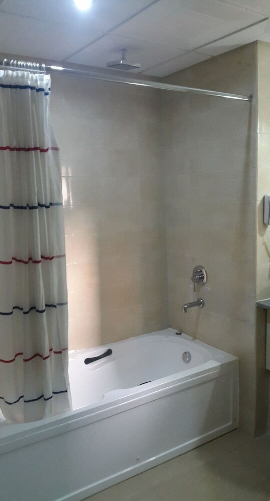 Golphins Suites And Hotels