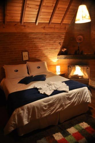 Hostal Canto Da Lua Chal�s E Api�rio