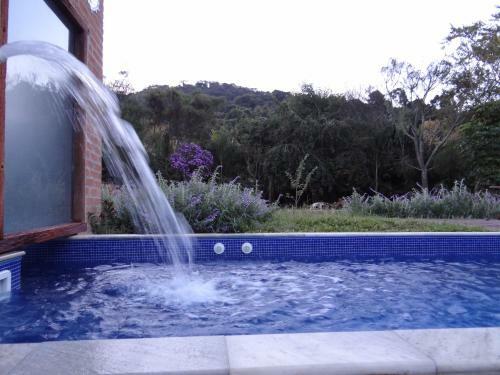 Hostal Canto Da Lua Chal�s E Api�rio