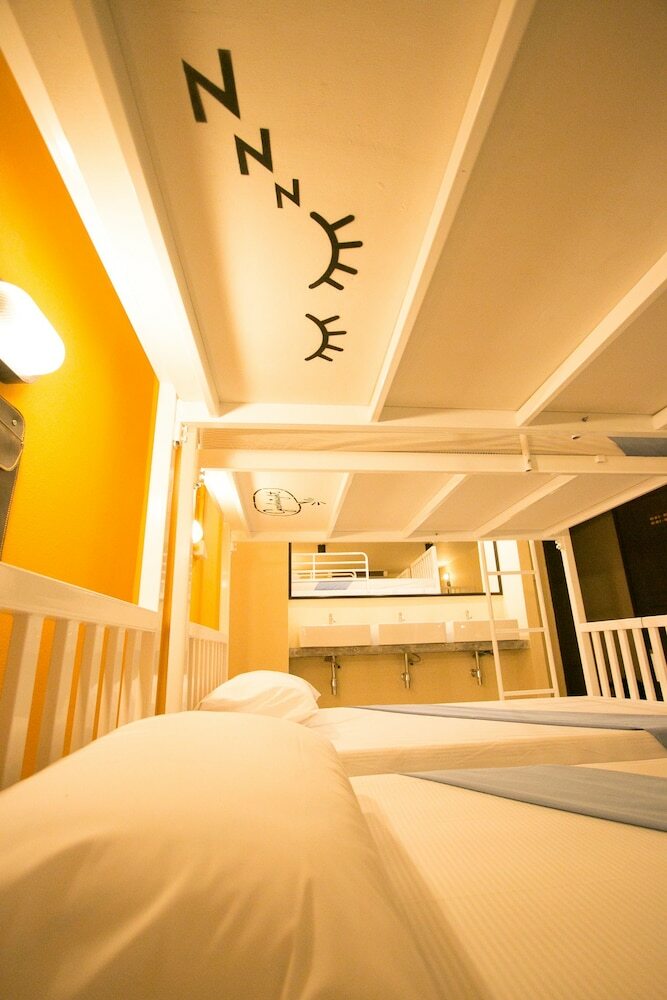 Hostal Backpack House Hostel