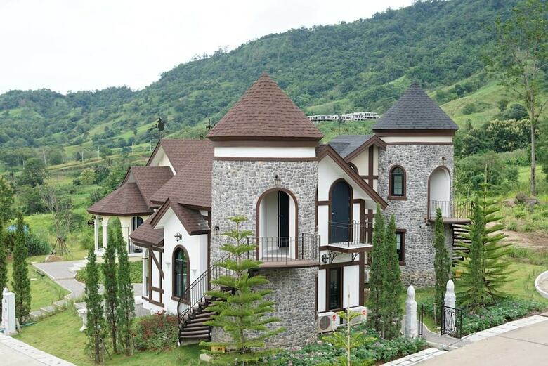 Hotel The Blue Sky Khao Kho