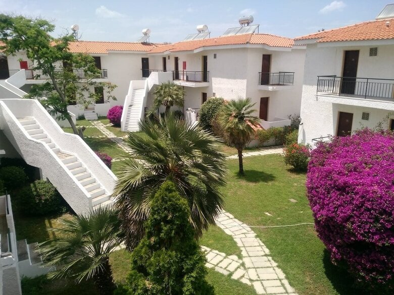 Aparthotel Eleonas Apartments