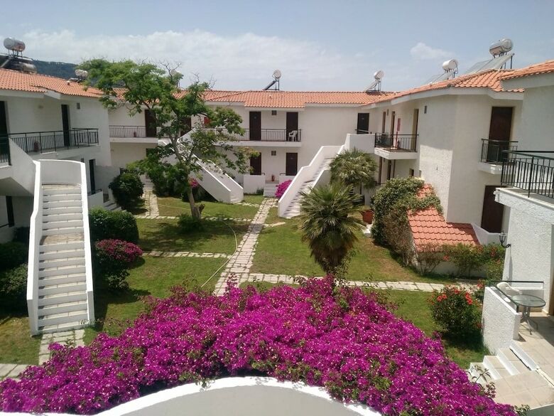 Aparthotel Eleonas Apartments