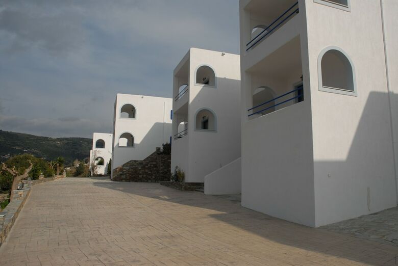 Aparthotel Alykes Hotel Apartments