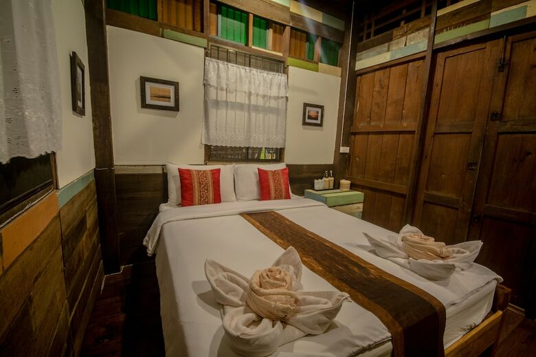 Poonsawasdi Hotel