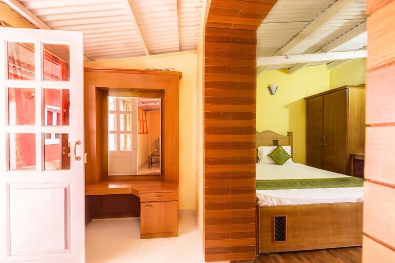 Hotel Treebo Trip Rosefield Heritage
